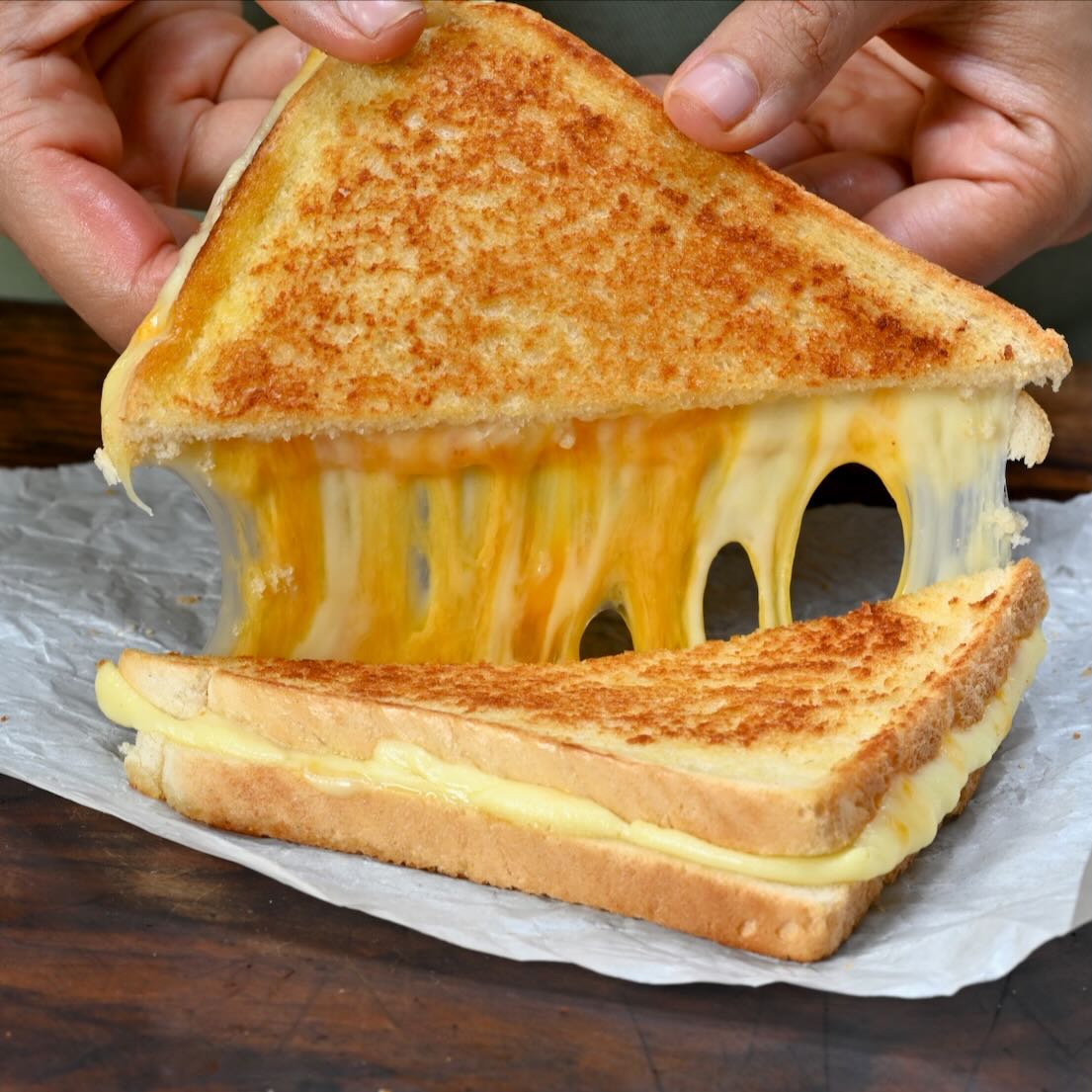 Crispy Crust, Gooey Cheese: Secrets to Perfect Pan Grilled Cheese